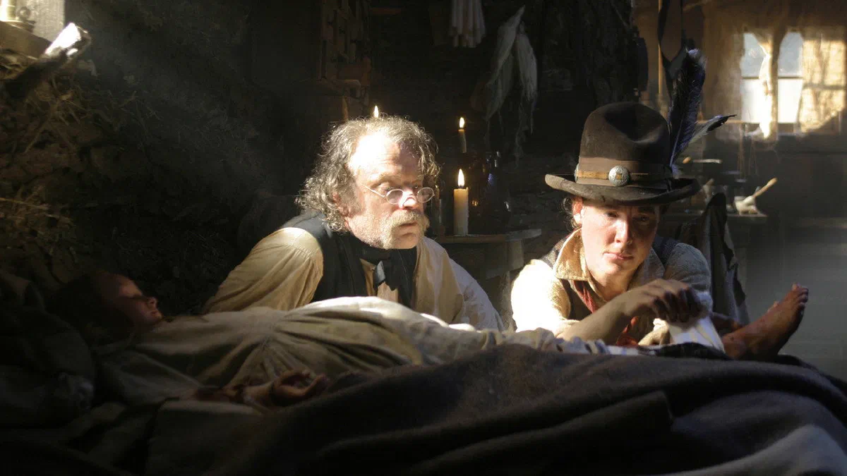 Deadwood, Deep Water, still 3 of 3